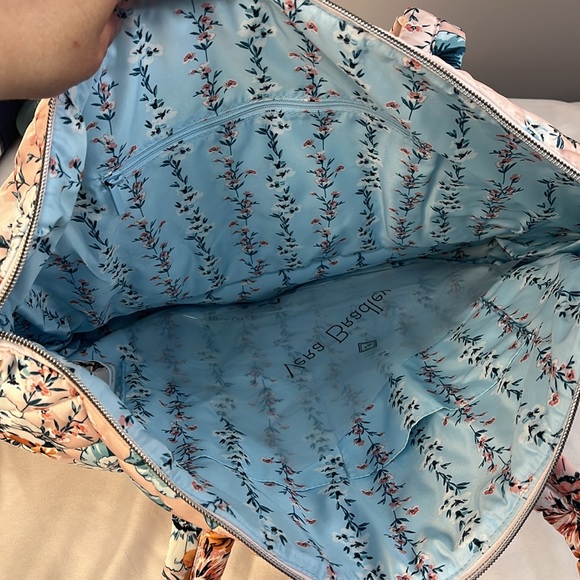 NWT Vera Bradley Large Multi-Strap Tote - Peach Blossom Bouquet - Picture 3 of 7